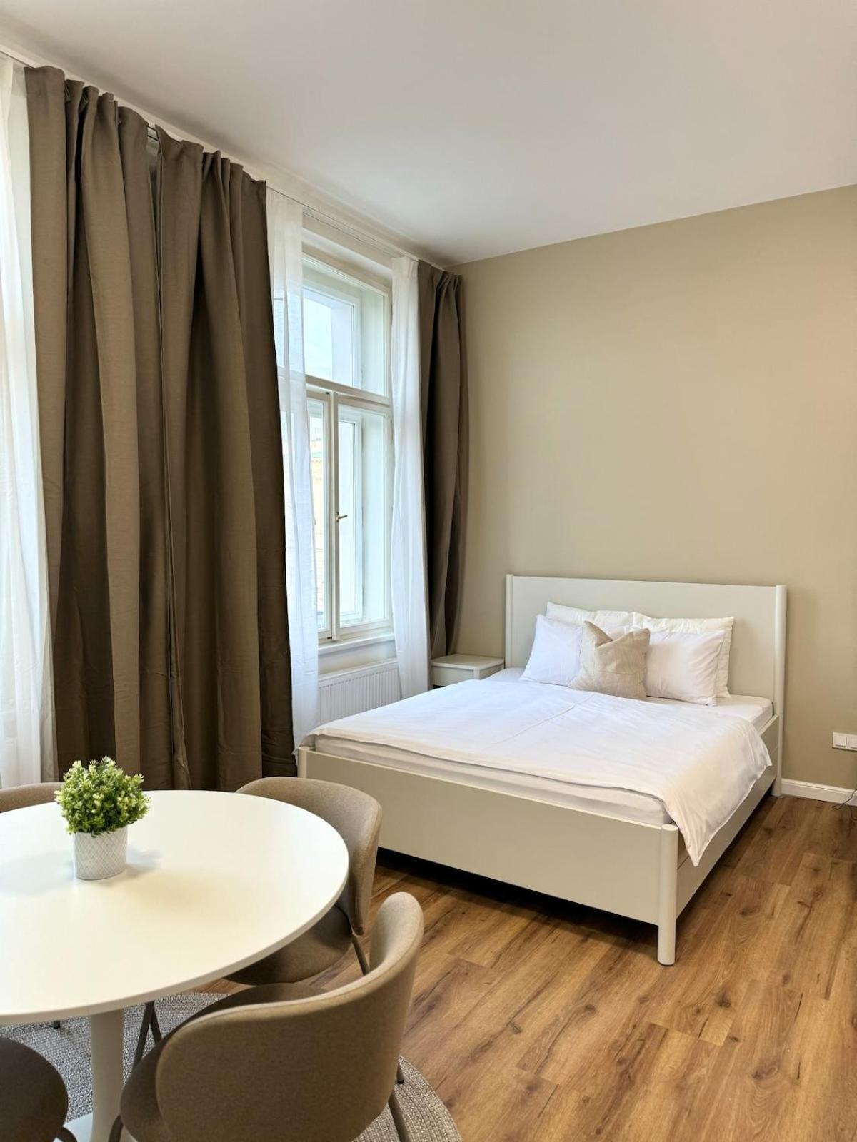 Cozy & Charmimg 2-bed In Heart Of * Praga